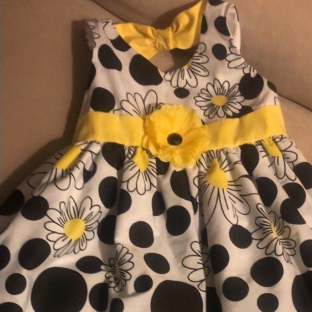 Girls dress